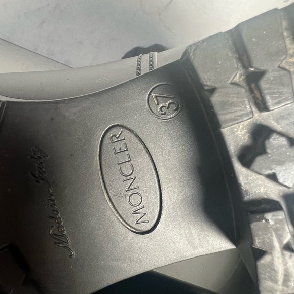 Moncler ginette rain boots. Size 37. - Picture 8 of 9